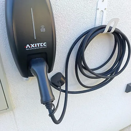 Charming Modern House With The New Swimming Pool - Maya 1 Апартаменты Трогир