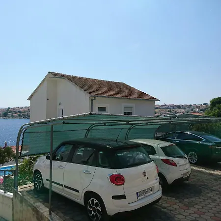 Appartement Charming Modern House With The New Swimming Pool - Maya 1