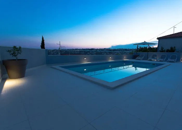 Charming Modern House With The New Swimming Pool - Maya 1 Trogir