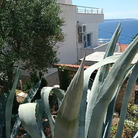 Charming Modern House With The New Swimming Pool - Maya 1 Apartman