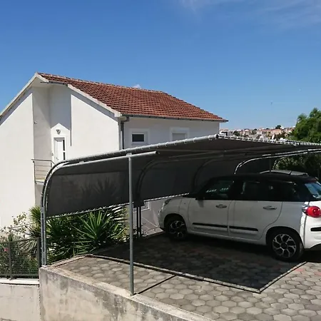 Charming Modern House With The New Swimming Pool - Maya 1 Apartman