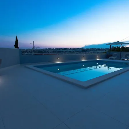 Charming Modern House With The New Swimming Pool - Maya 1 Trogir