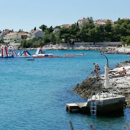 Charming Modern House With The New Swimming Pool - Maya 1 Apartman