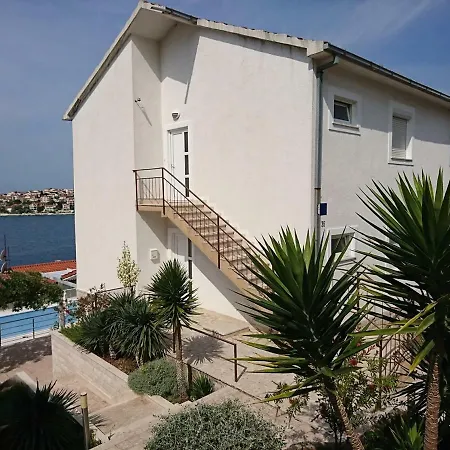 Charming Modern House With The New Swimming Pool - Maya 1 *