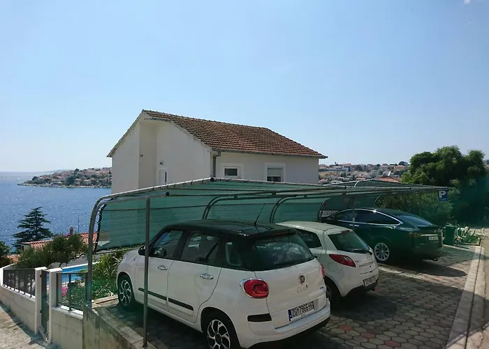 Apartament Charming Modern House With The New Swimming Pool - Maya 1